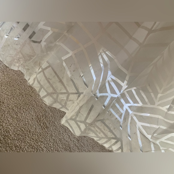 Hayley Paige Bahati Bridal Gown size 10 - Picture 3 of 13